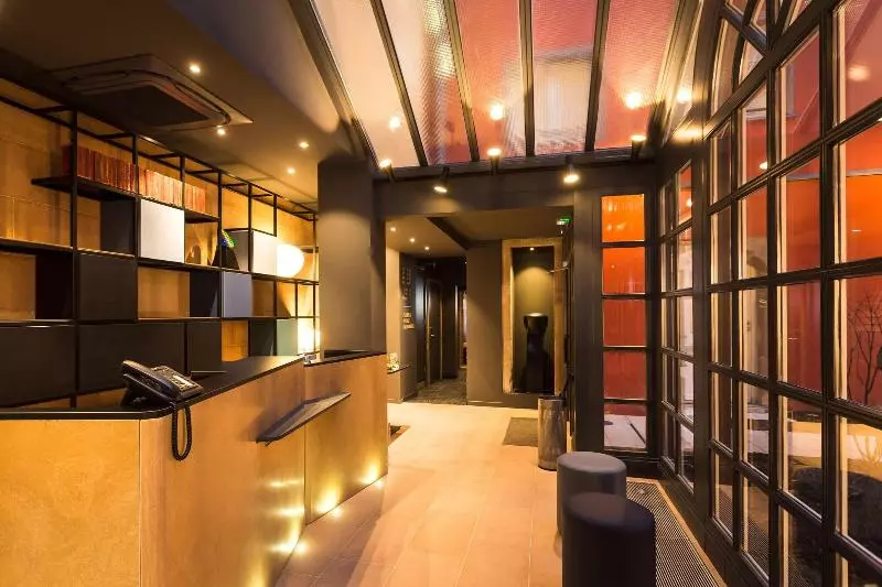 Fotos del hotel Hôtel Du Dragon:  10