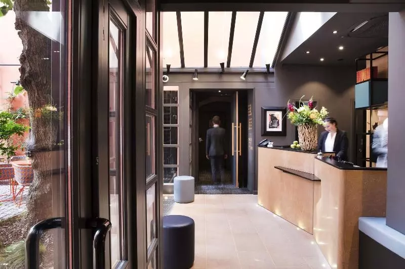 Fotos del hotel Hôtel Du Dragon:  17