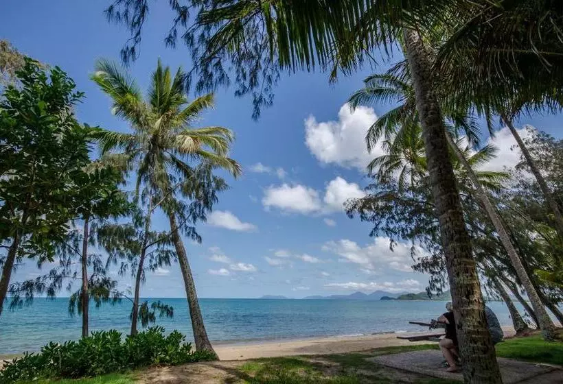 Fotos del hotel Marlin Waters Beachfront Apartments:  21