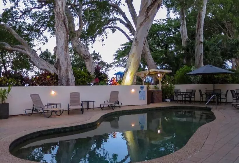 Fotos del hotel Marlin Waters Beachfront Apartments:  3