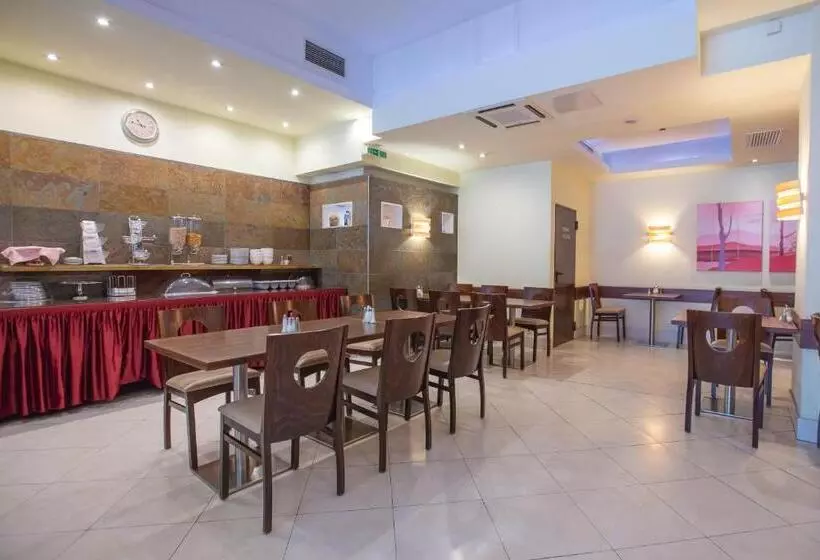 Fotos del hotel Attaché:  4