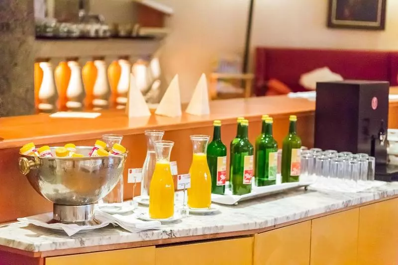 Fotos del hotel Schloss Leonstain:  12