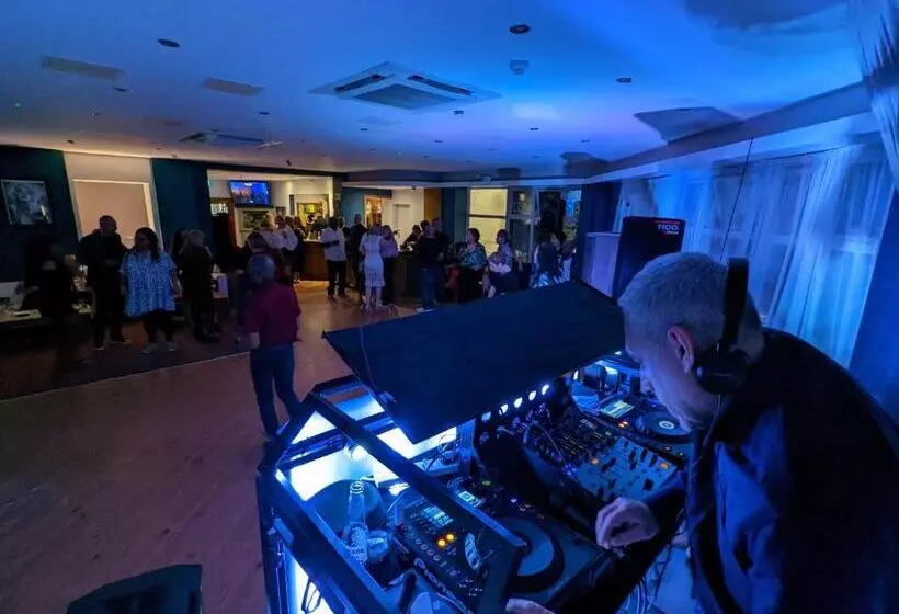 Fotos del hotel Celebrity:  10