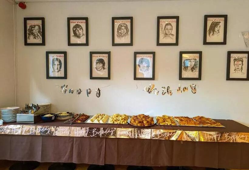 Fotos del hotel Celebrity:  7