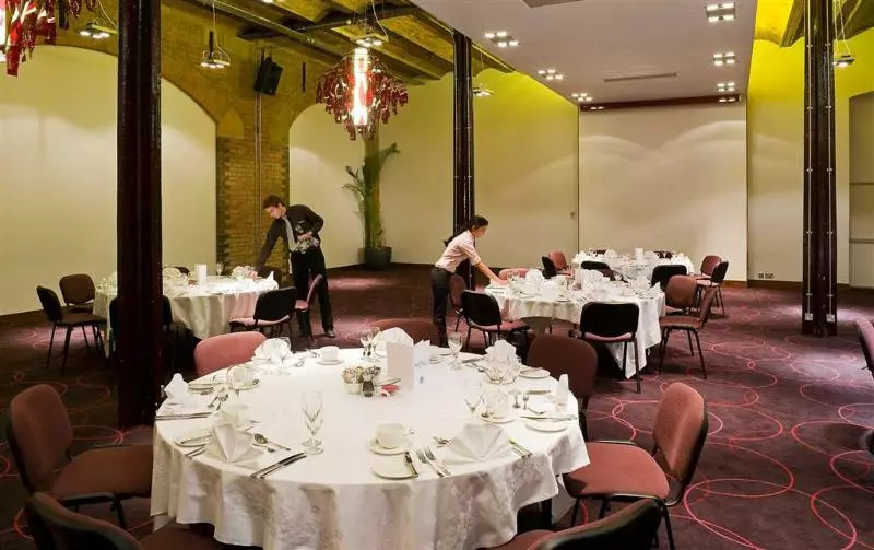 Fotos del hotel Novotel Cardiff Centre:  3