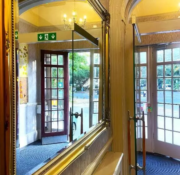 Fotos del hotel Piccadilly:  7