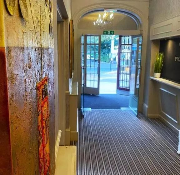 Fotos del hotel Piccadilly:  10