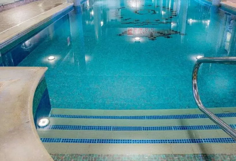 Fotos del hotel Queens:  2