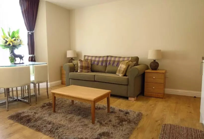 Fotos del hotel Queens:  11