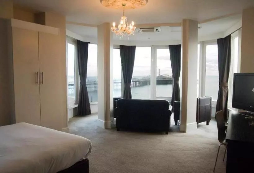 Fotos del hotel Queens:  25