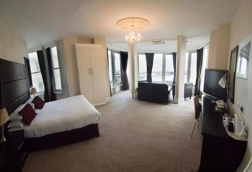 Fotos del hotel Queens:  24