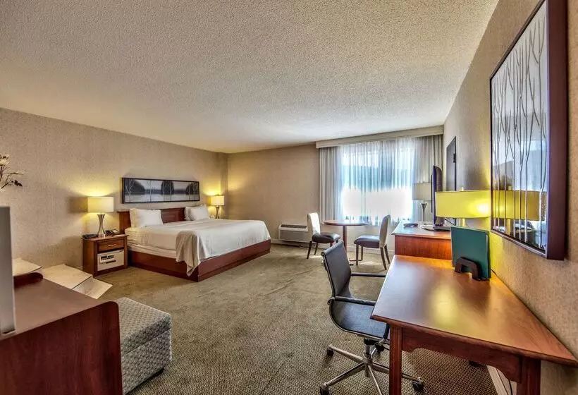 Fotos del hotel Best Western Montreal Aeroport  Airport:  11