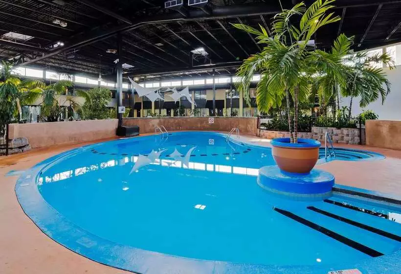 Fotos del hotel Best Western Montreal Aeroport  Airport:  6