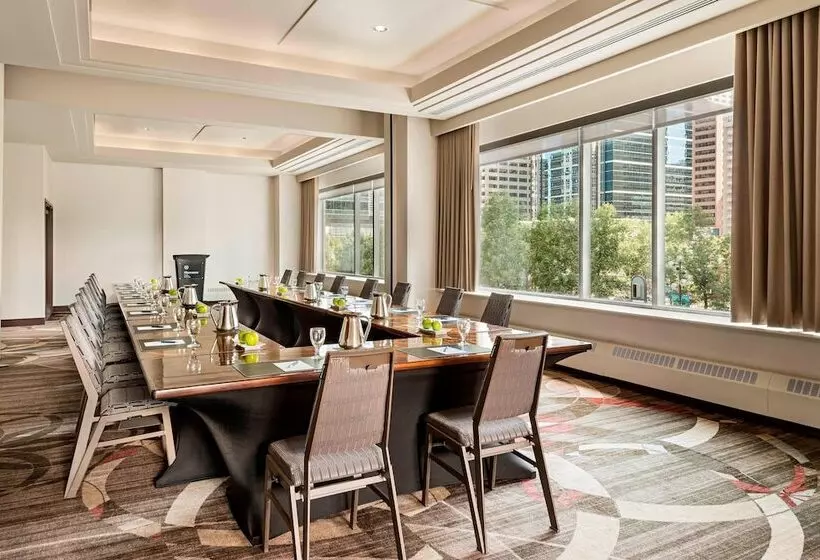 Fotos del hotel Sheraton Suites Calgary Eau Claire:  19