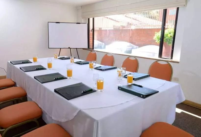 Fotos del hotel Parque 97 Suites:  5