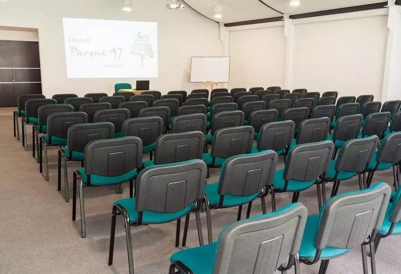 Fotos del hotel Parque 97 Suites:  14