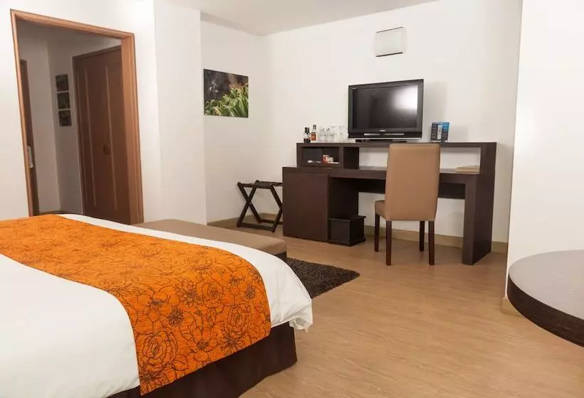 Fotos del hotel Parque 97 Suites:  11