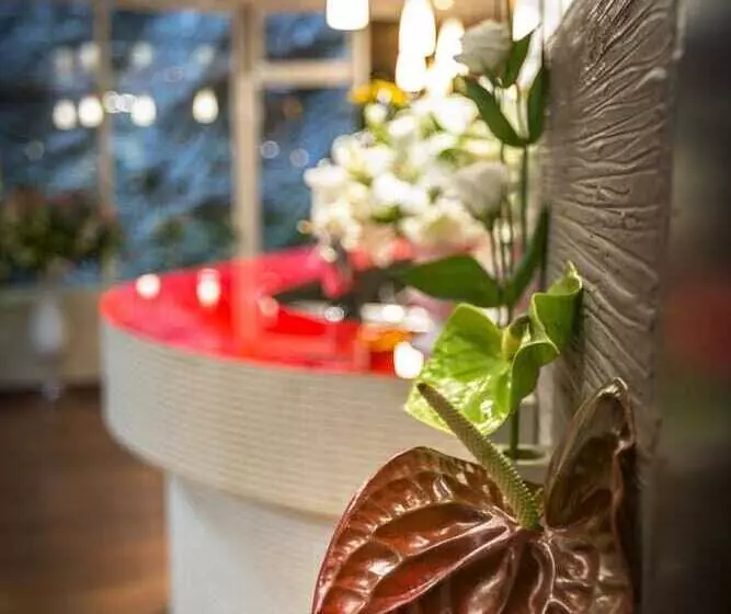 Fotos del hotel Hôtel America:  16