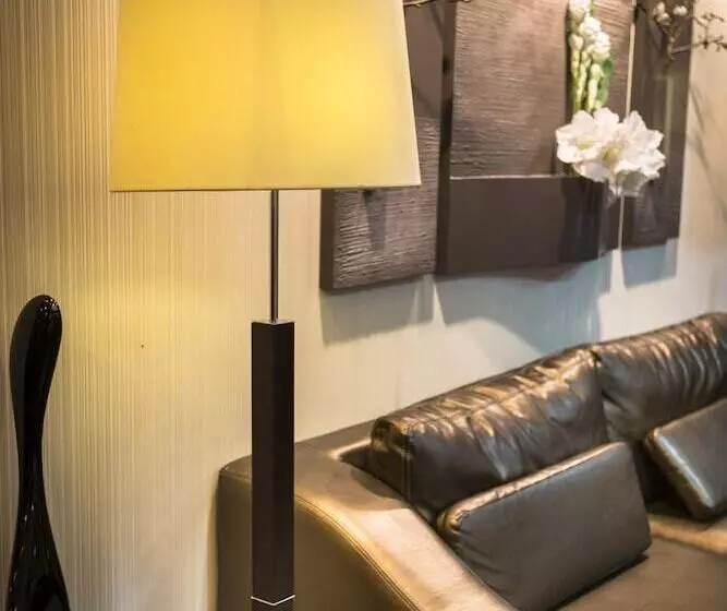 Fotos del hotel Hôtel America:  23