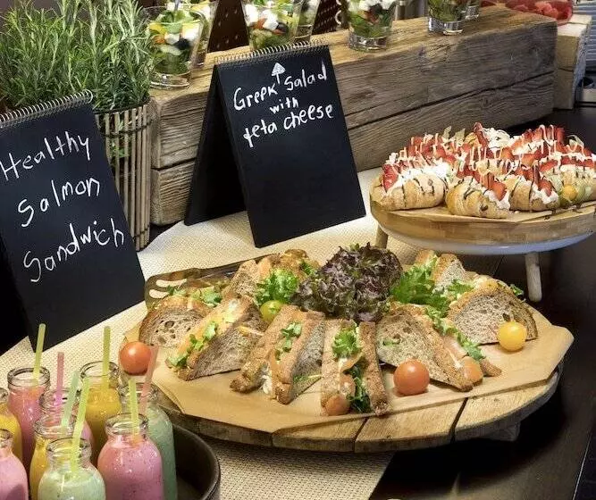 Fotos del hotel Radisson Blu Hotel Olümpia:  20