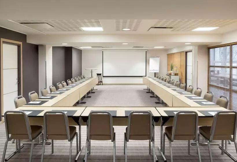 Fotos del hotel Radisson Blu Hotel Olümpia:  11