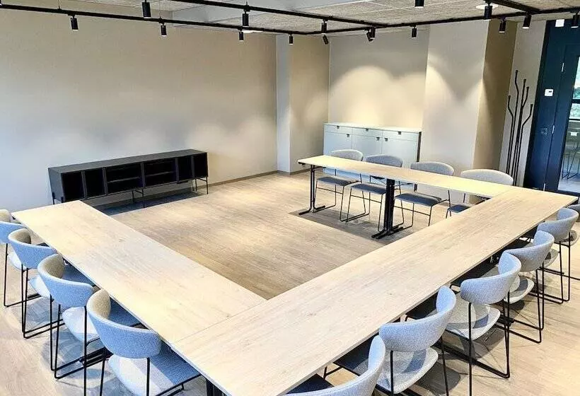 Fotos del hotel Skyline Airport:  14