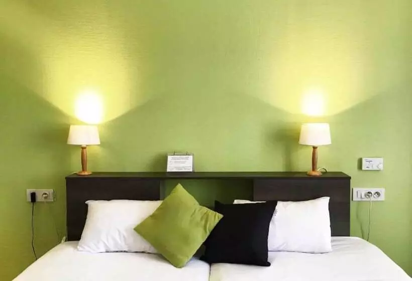 Fotos del hotel Brit  Aux Sacres:  18