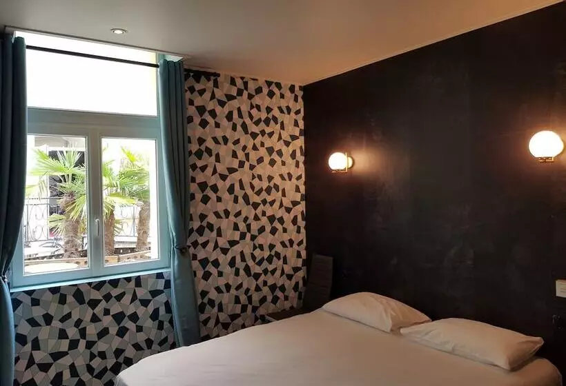 Fotos del hotel Brit  Aux Sacres:  19