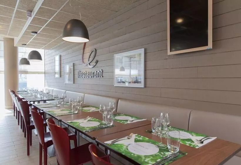 Fotos del hotel Campanile Paris 19  La Villette:  14