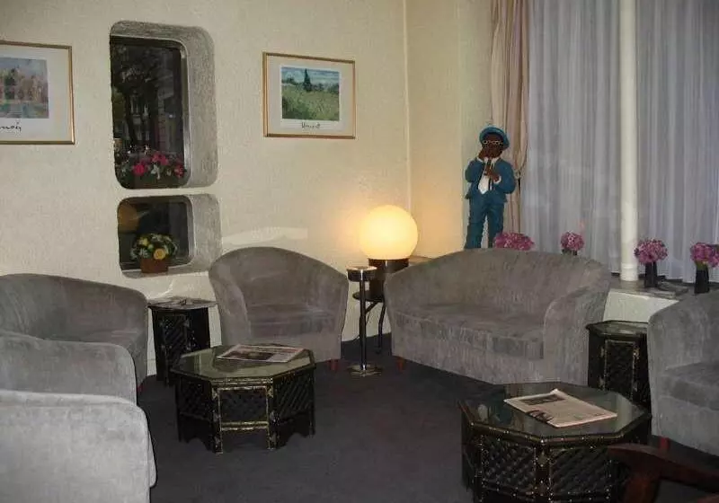 Fotos del hotel Hôtel Des Comédies:  10