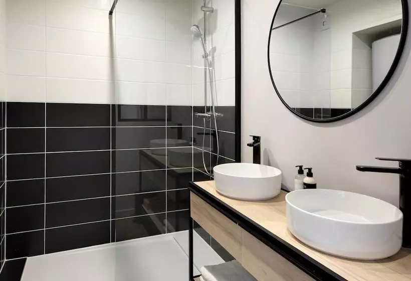 Fotos del hotel Hôtel Des Ducs:  18