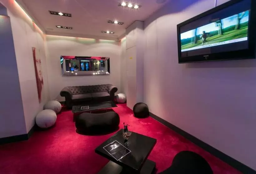 Fotos del hotel Ideal Hotel Design:  11