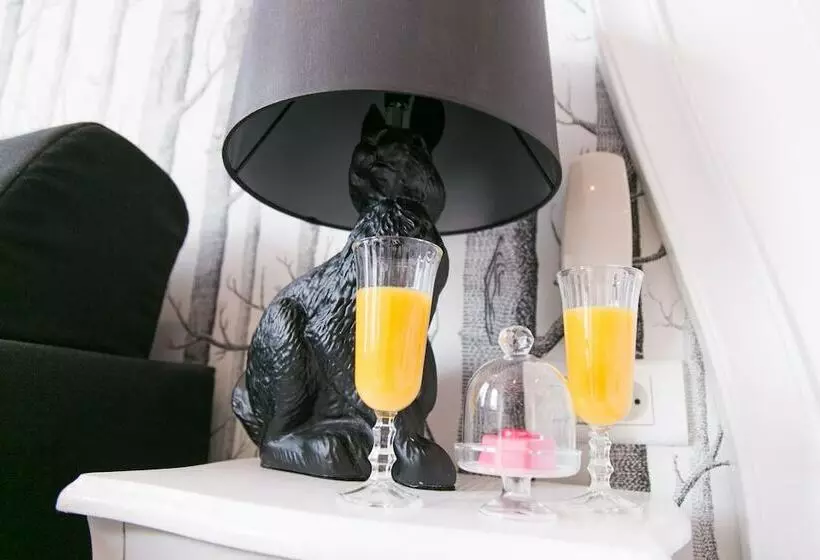 Fotos del hotel Ideal Hotel Design:  3