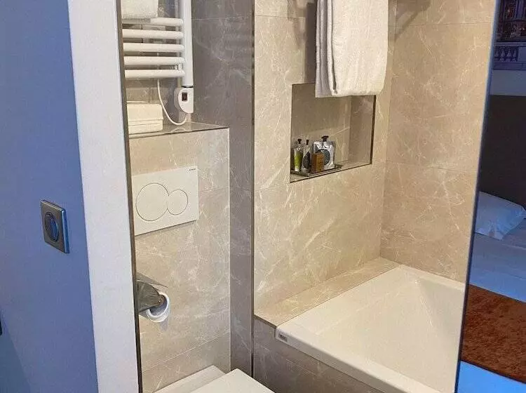 Fotos del hotel Louvre Sainte Anne:  4