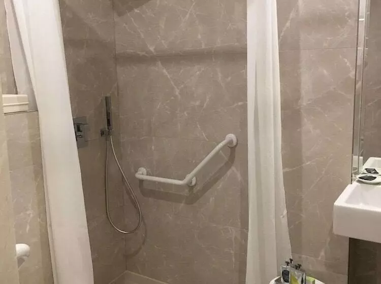 Fotos del hotel Louvre Sainte Anne:  8