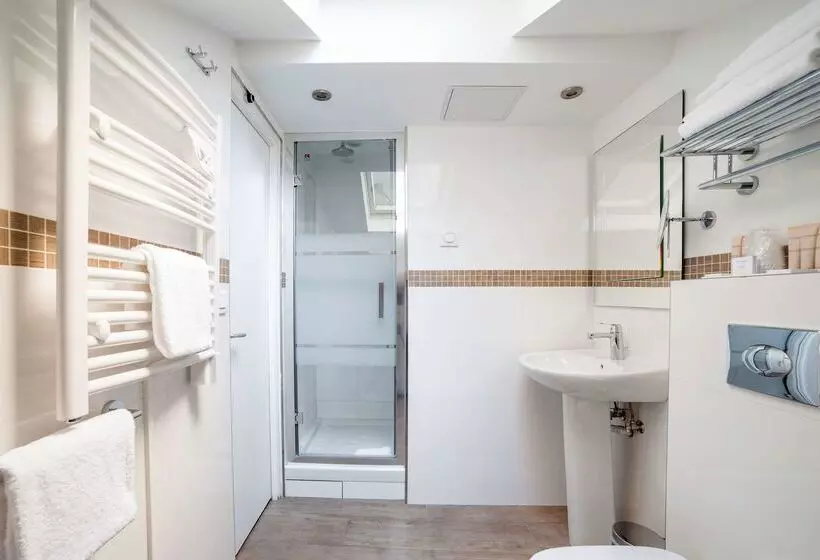 Fotos del hotel George - Astotel:  7