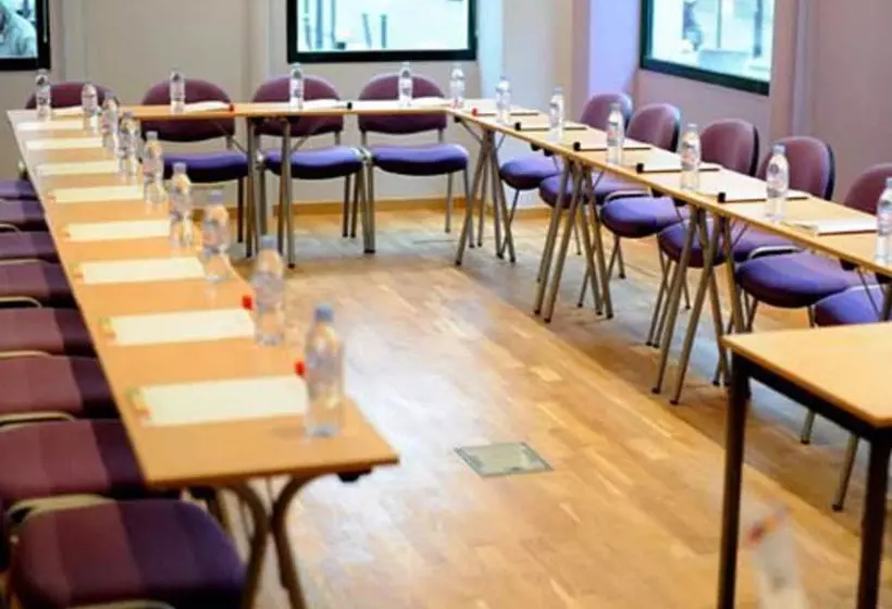 Fotos del hotel Avalon  Paris Gare Du Nord:  4