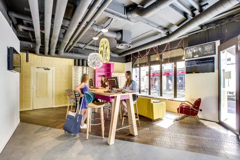 Fotos del hotel Mercure Paris Gare Montparnasse:  6