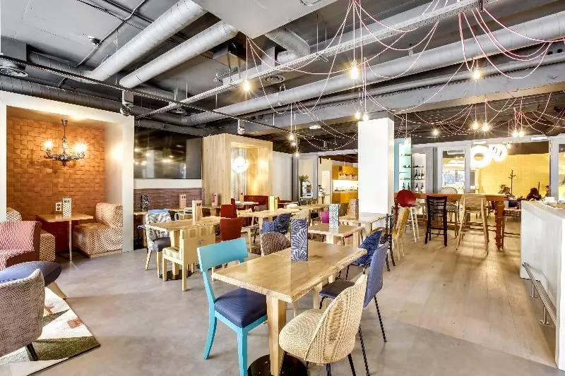 Fotos del hotel Mercure Paris Gare Montparnasse:  21