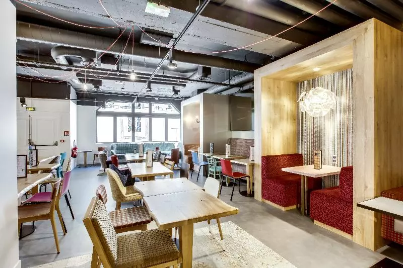 Fotos del hotel Mercure Paris Gare Montparnasse:  3