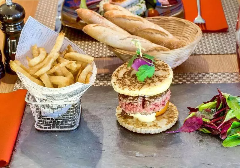 Fotos del hotel Mercure Paris Gare Montparnasse:  11