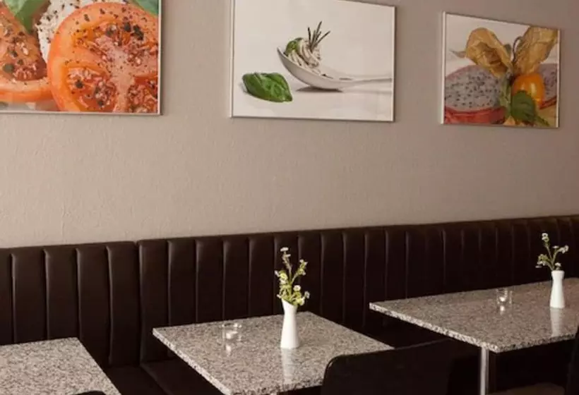 Fotos del hotel Christina:  11