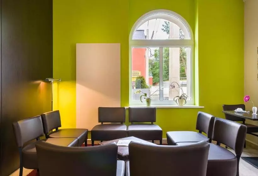 Fotos del hotel Dresden Airport:  9