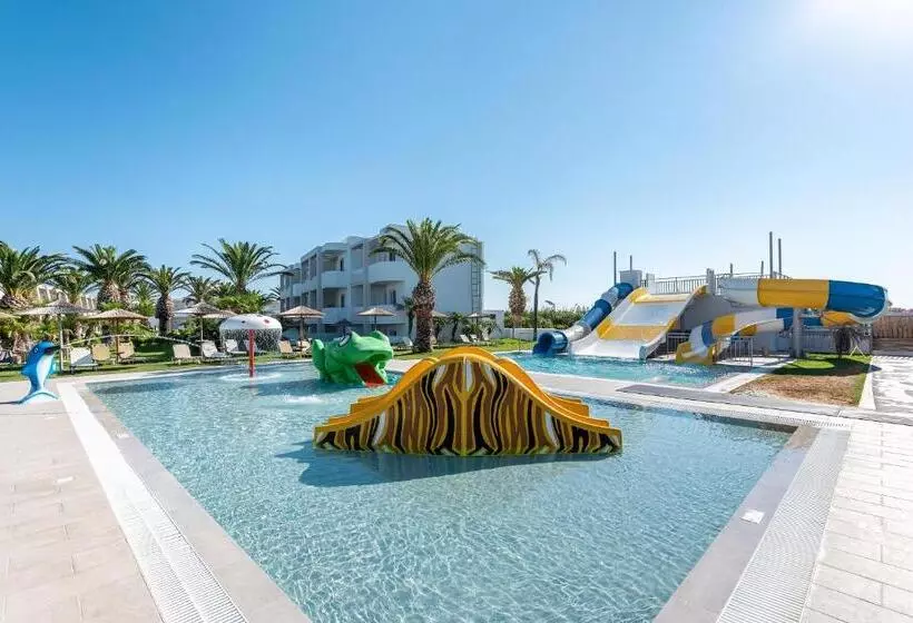 Fotos del hotel Sandy Beach:  2