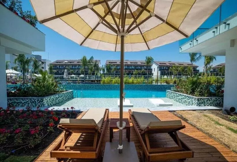Fotos del hotel The Residence At Tui Sensatori Resort Barut Fethiye  Ultra All Inclusive  Adults Only:  39