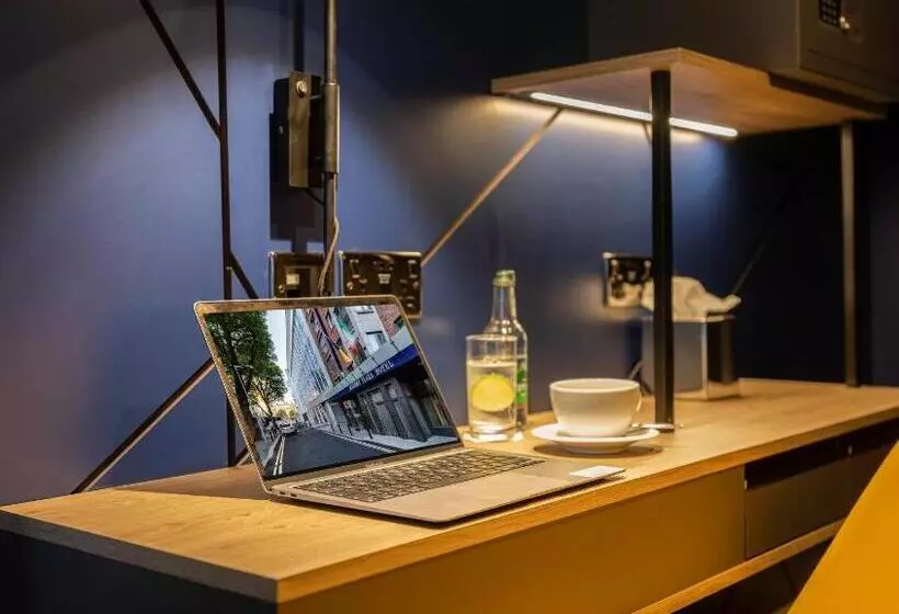 Fotos del hotel Academy Plaza:  9