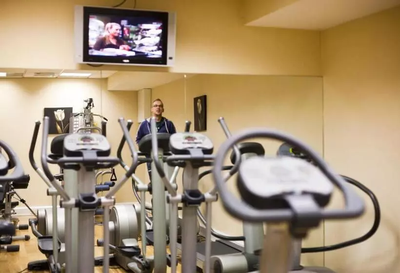 Fotos del hotel Academy Plaza:  3