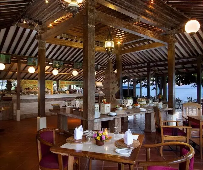 Fotos del hotel Keraton Jimbaran Beach Resort:  11