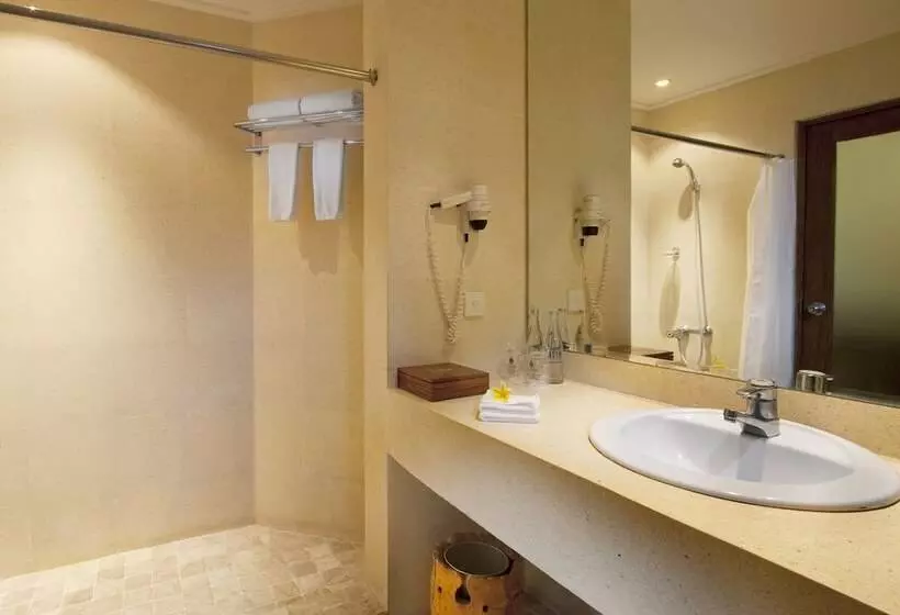 Fotos del hotel Keraton Jimbaran Beach Resort:  7