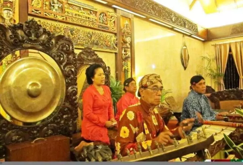 Fotos del hotel Puri Artha:  10